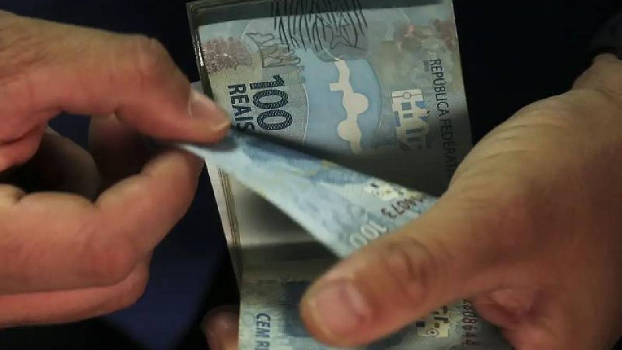 Abono salarial:começa hoje pagamento para nascidos em maio e junho