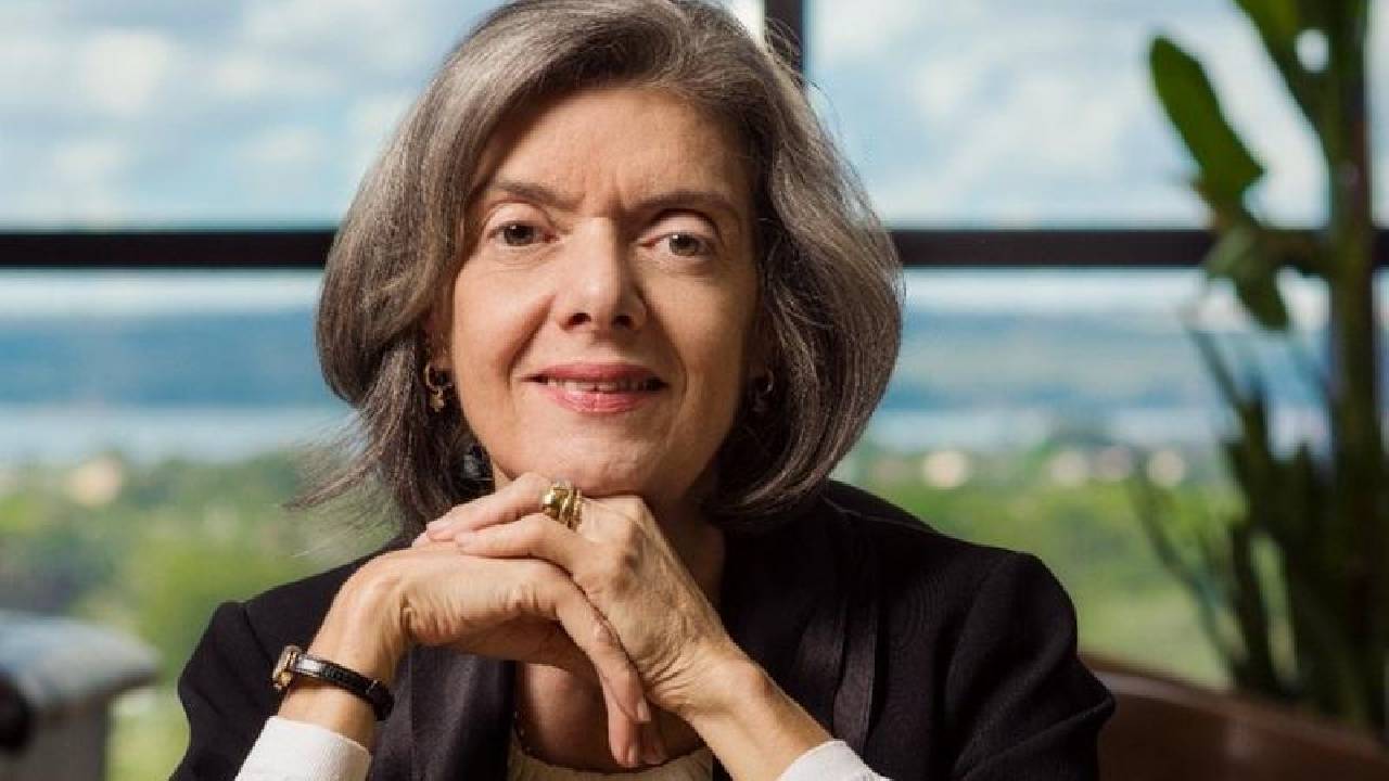 Cármen Lúcia completa 20 anos no STF com destaque pela defesa dos direitos fundamentais