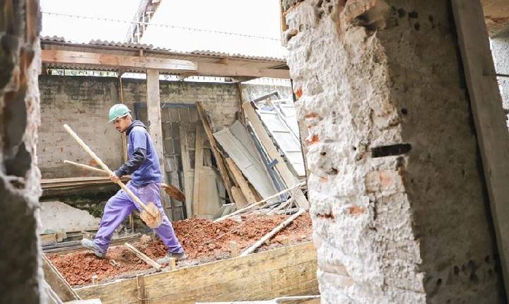 Curitiba.Prefeitura orienta sobre compra de lote e construção sem dor de cabeça