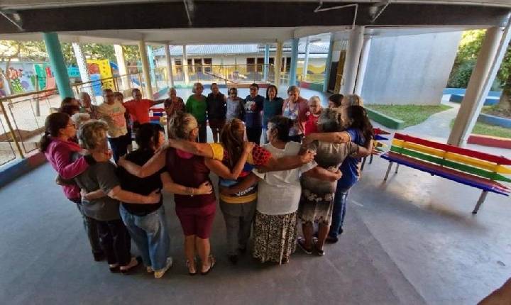 “Fluxo Floema, Periféricas” transforma relatos femininos em arte e escuta coletiva