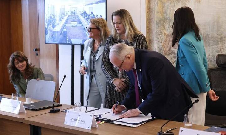 Ministro Fachin anuncia acordo entre CNJ e DPU para proteger órfãos do feminicídio