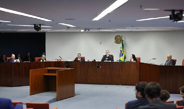 STF condena Eduardo Bolsonaro a 4 anos e 2 meses de reclusão