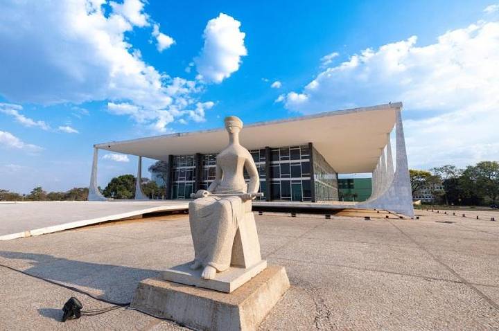 STF decide que advogados públicos devem ter registro na OAB