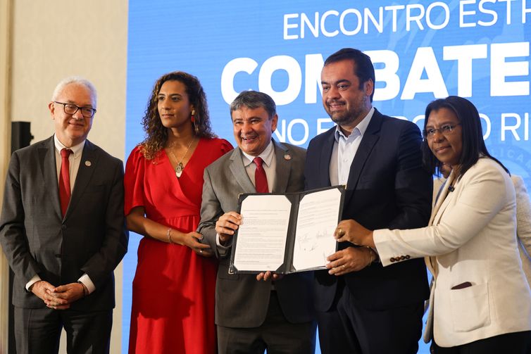 Governo cria agenda de combate à fome com foco em mulheres negras