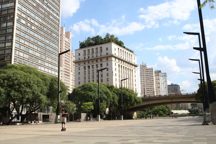 Governo paulista cria diretrizes para combater estiagem prolongada