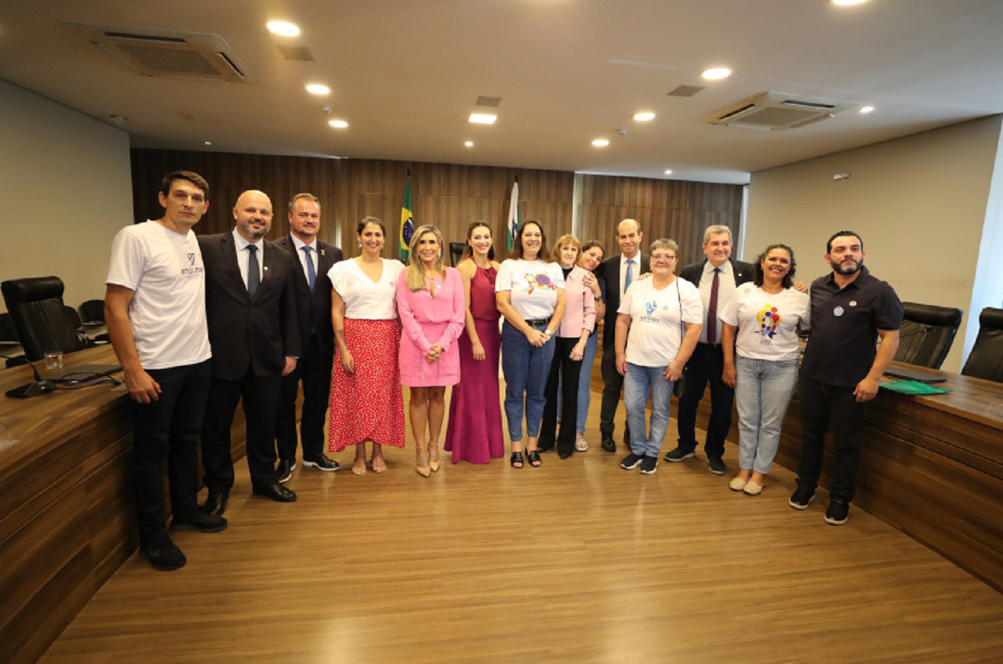 Inédito no país, Código Estadual da Pessoa Autista é sancionado pelo governador