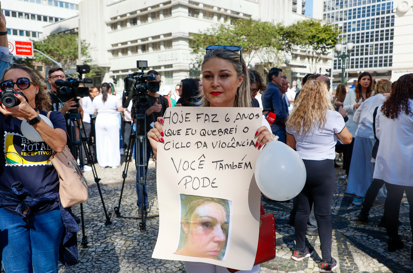 Luta contra o feminicídio reúne 100 municípios na Caminhada do Meio-Dia