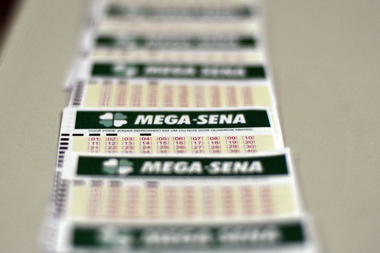 Mega-sena acumula novamente e prêmio chega a R$ 47 milhões