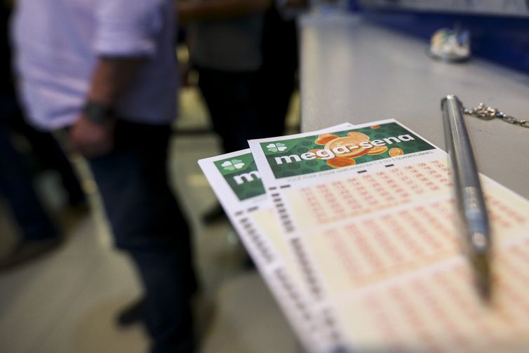 Mega-Sena sorteia nesta quinta-feira prêmio acumulado em R$ 47 milhões
