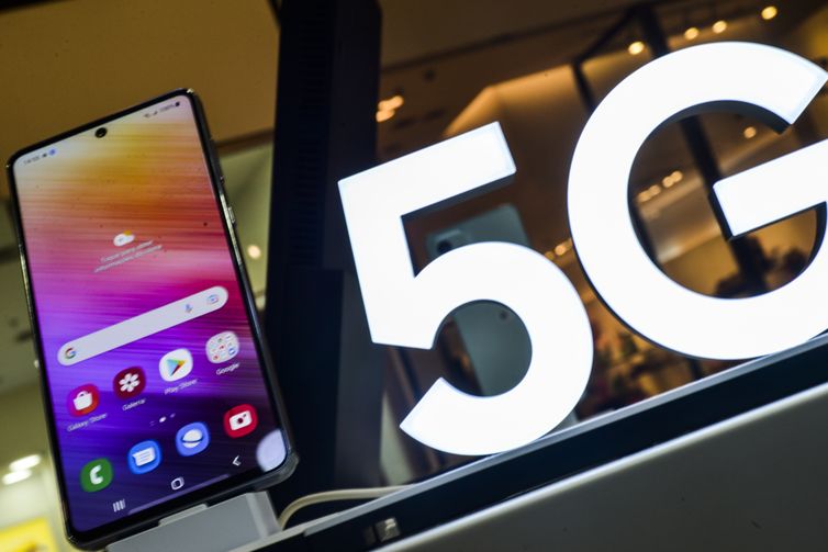 Oi, Vivo e TIM são multadas por propaganda enganosa sobre 5G