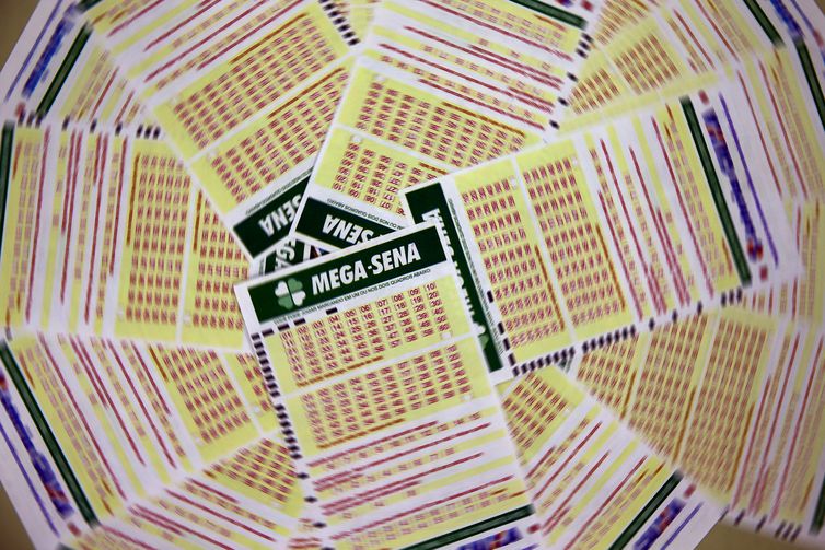 Três apostas levam prêmio total de mais de R$ 102 milhões na Mega-Sena