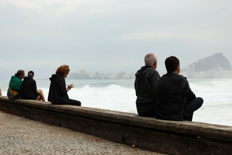 Com termômetros marcando 10,3ºC Rio tem menor temperatura do ano