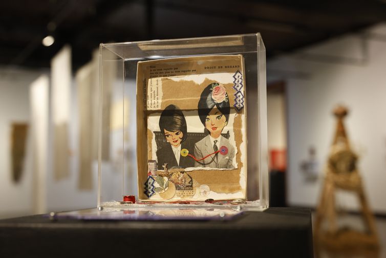 Rio: 90 artistas celebram manufatura têxtil para abordar feminilidade