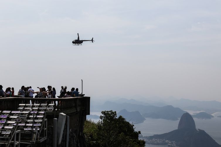 Voos panorâmicos de helicóptero no Rio seguirão novas regras
