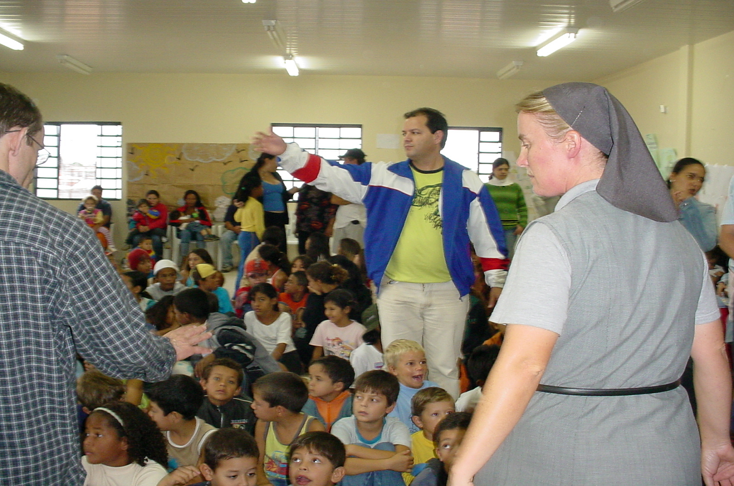 Consciência Social. Cresce o Movimento de Amparo às Crianças Carentes no Brasil