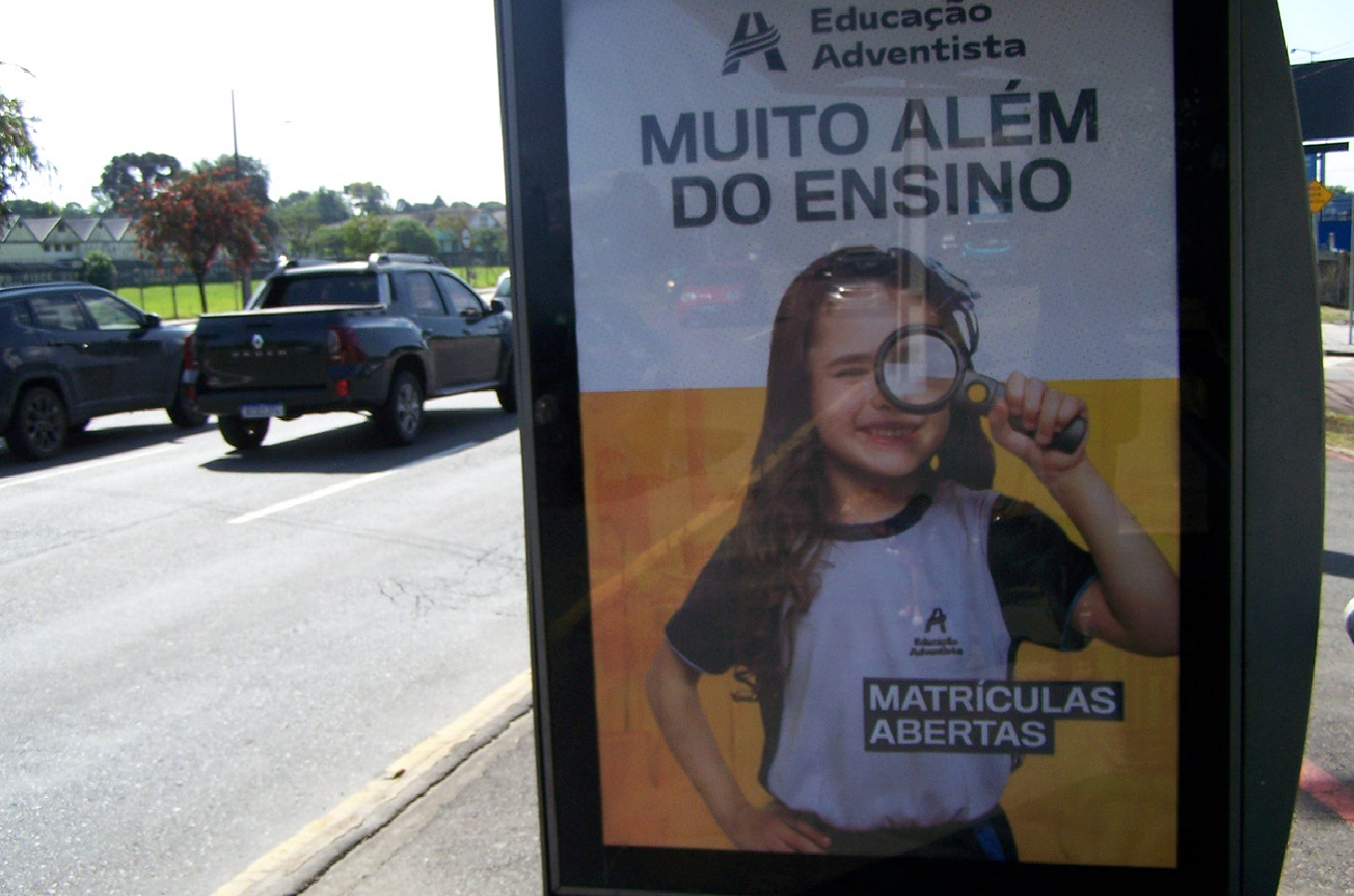 Empresários e Comerciantes Investem em Mídia Urbana para Fortalecer Marca e Conquistar Novos Clientes