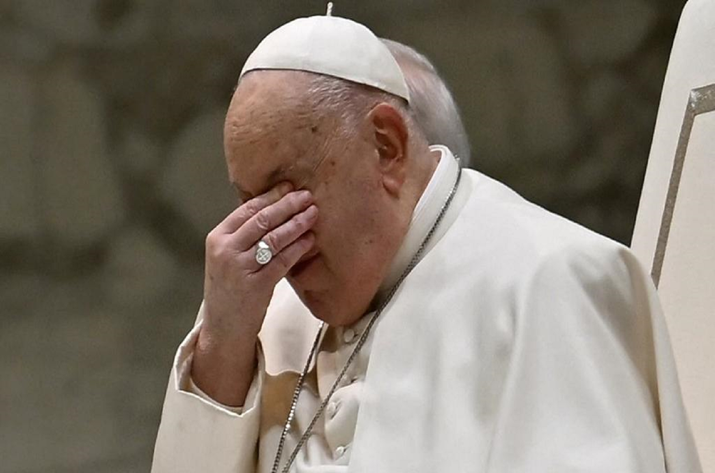 PapaFrancisco continua internado para tratamento de saúde, segundo o Vaticano