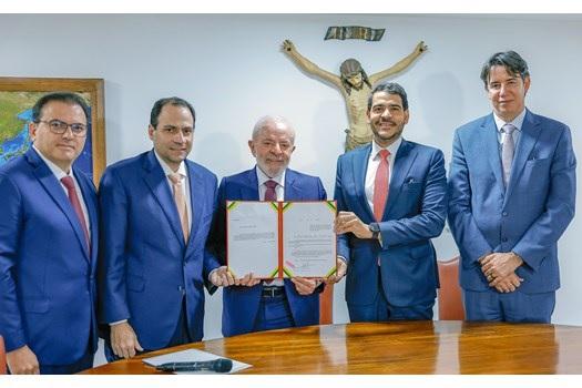 Sancionada lei que isenta advogados de antecipar custas na execução de honorários