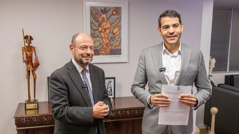 Fraude no INSS.Para ressarcir aposentados, AGU pede bloqueio de bens dos 14 investigados por fraude