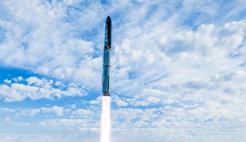 SpaceX. Starship sai do controle em voo teste