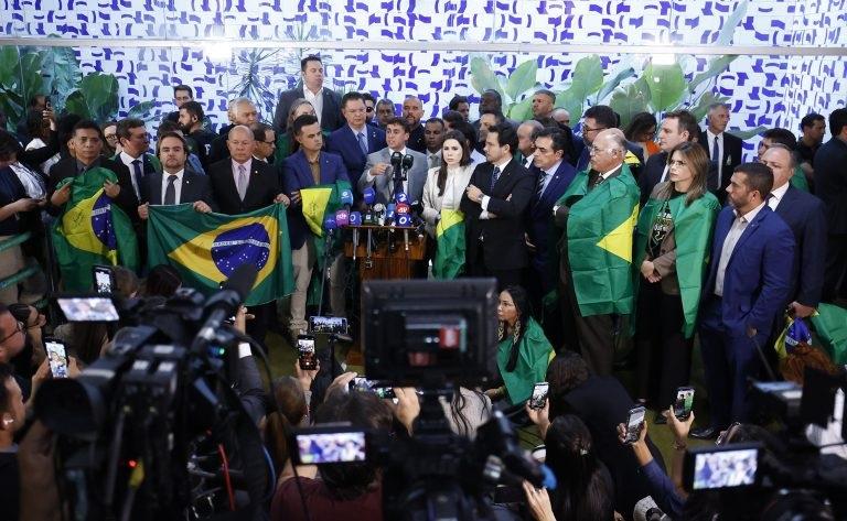 Bolsonaro Livre. Oposição anuncia votação do projeto da anistia no segundo semestre