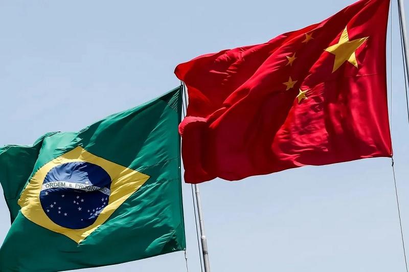 China condena tarifaço dos EUA contra o Brasil