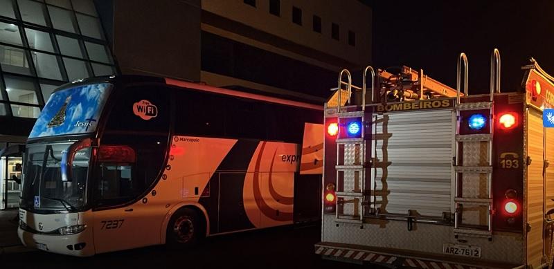 PF apreende mais de  tonelada de maconha em ônibus
