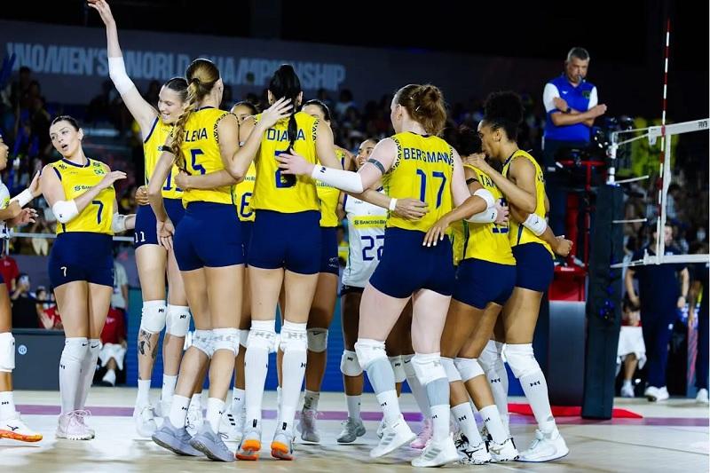 Seleção feminina vence Grécia na estreia do Campeonato Mundial