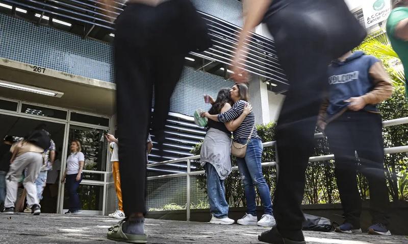 Enem 2025: saiba o que é permitido levar no primeiro dia de provas