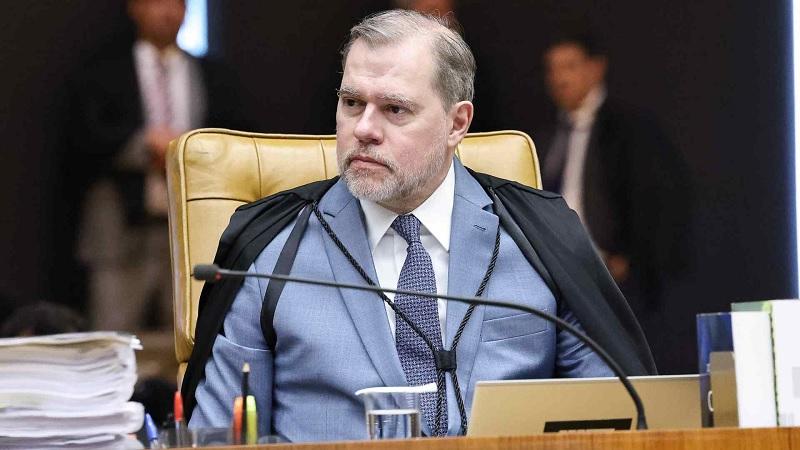 Dias Toffoli determina quebra de sigilo fiscal e bancário no Banco Master