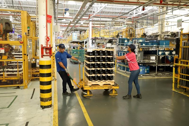 Agências do Trabalhador impulsionam contratações no Paraná