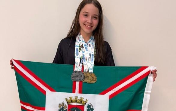 Curitibana conquista títulos no Campeonato Brasileiro de Patinação Artística