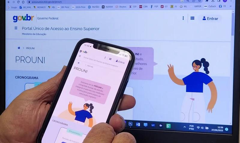 MEC apresenta lista de espera do Prouni para bolsas do ensino superior