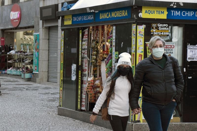 Curitiba - Saúde alerta para o “risco alto” à doenças respiratórias