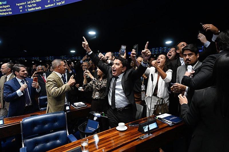 Senado rejeita indicação de  Jorge Messias ao STF