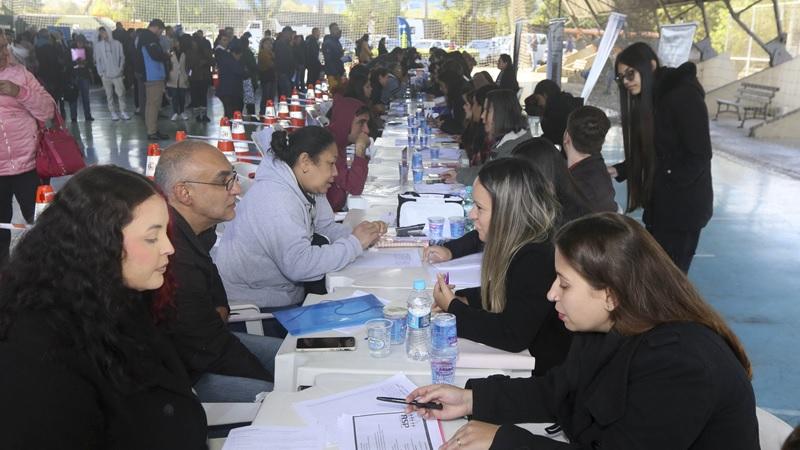 Curitiba lidera a geração de empregos migrantes no Brasil