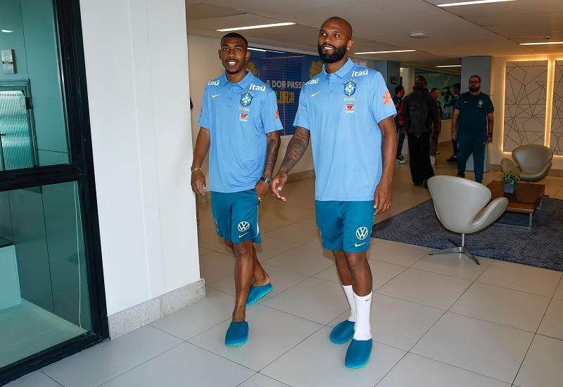Seleção começa se apresentar na Granja Comary