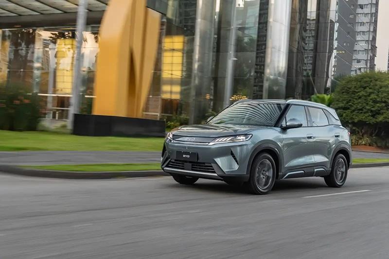 BYD apresenta o Atto 2 o primeiro SUV compacto híbrido plug-in flex da marca no mundo