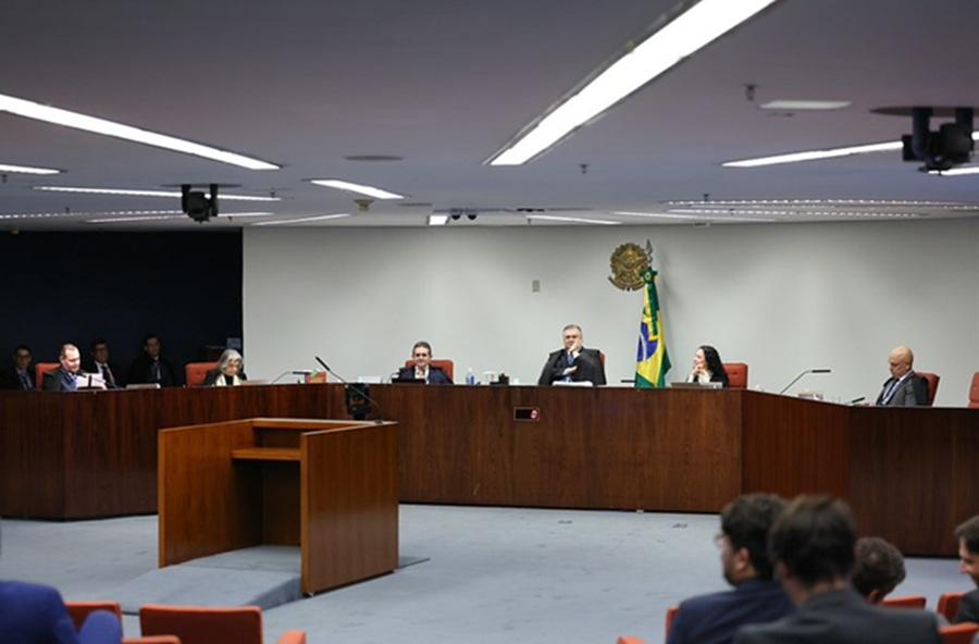 STF condena Eduardo Bolsonaro a 4 anos e 2 meses de reclusão