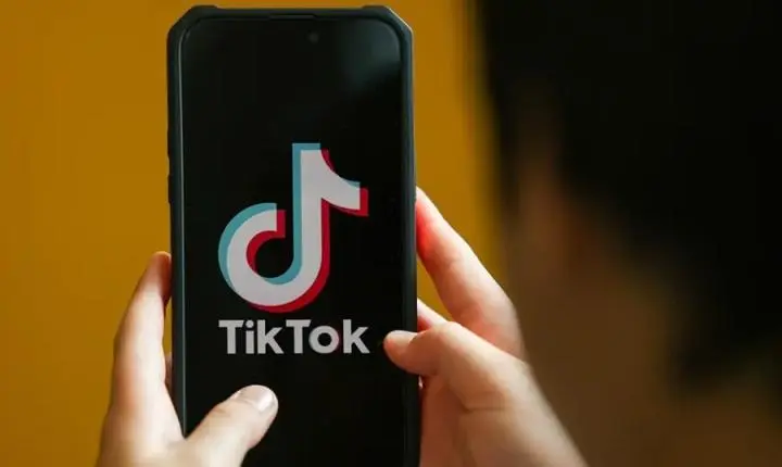 Brasil multa TikTok em R$ 153,7 mi por falhas em dados de adolescentes