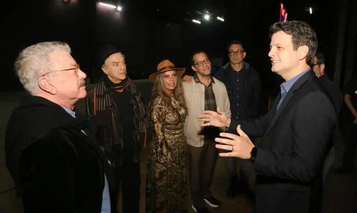 Bruna Lombardi e Itamar Vieira Junior emocionam público na abertura do Festival da Palavra
