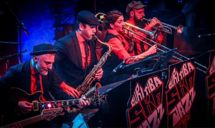 Curitiba Ska Jazz Ensemble leva o encontro do ska, jazz e brasilidades para a Rua da  Música