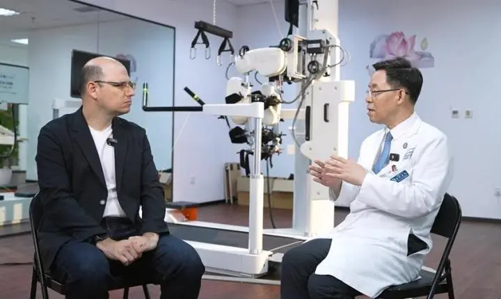 Parceria entre Brasil e China faz paraplégicos voltarem a andar