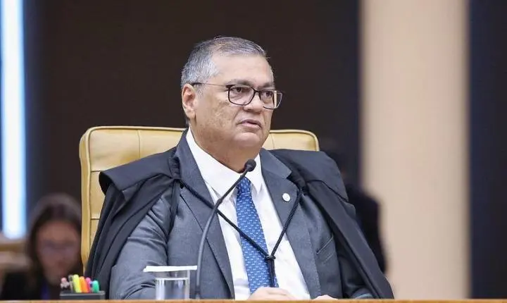 Quando a suspeita alcança uma profissão: a fala de Dino e a reação da OAB
